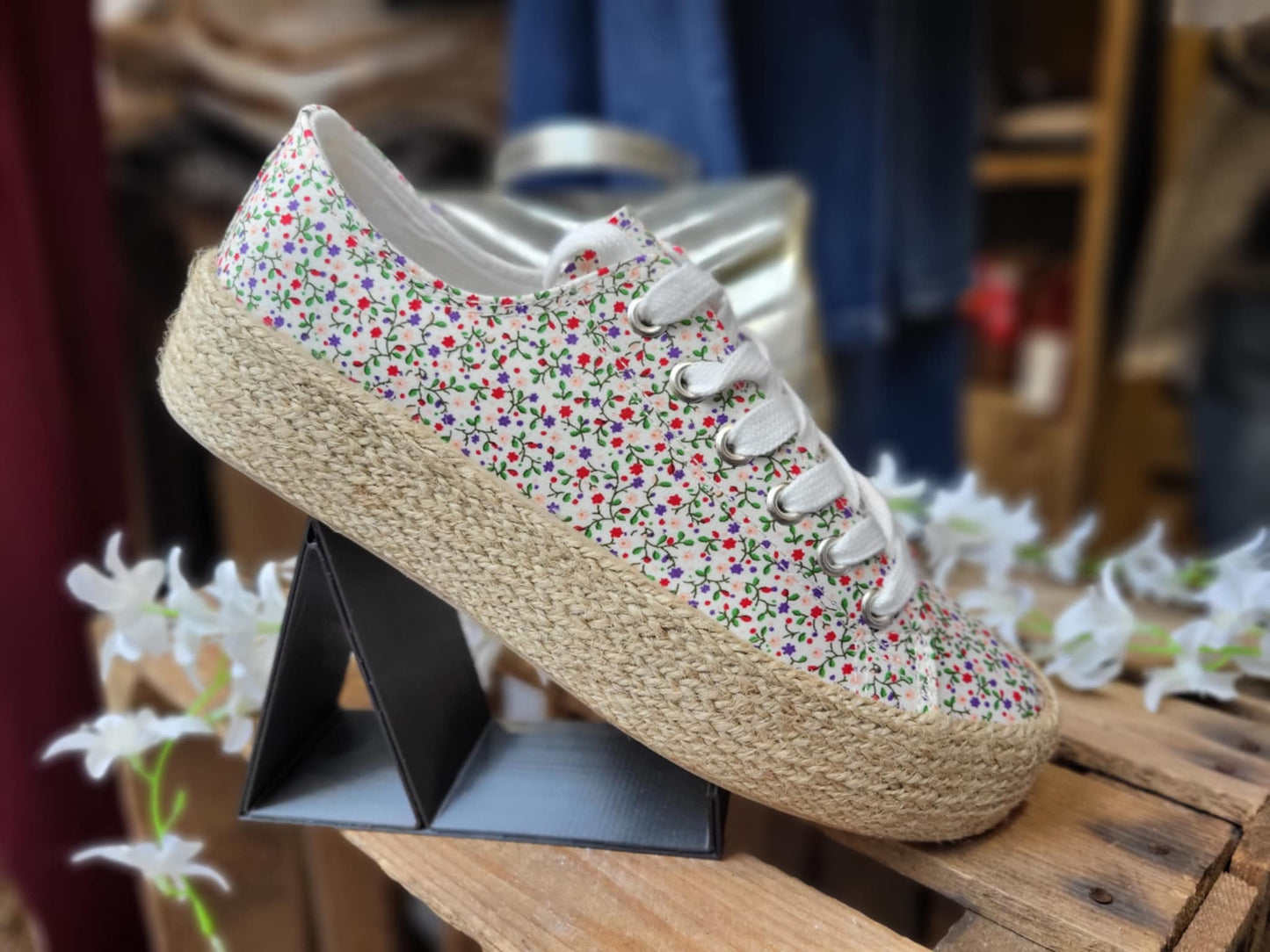 Basket blanche motifs liberty