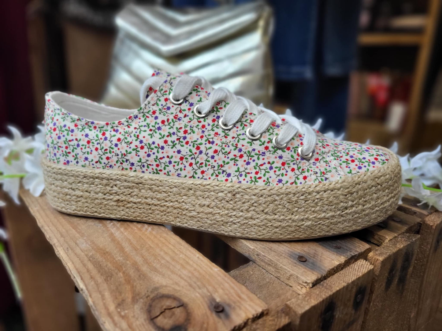 Basket blanche motifs liberty