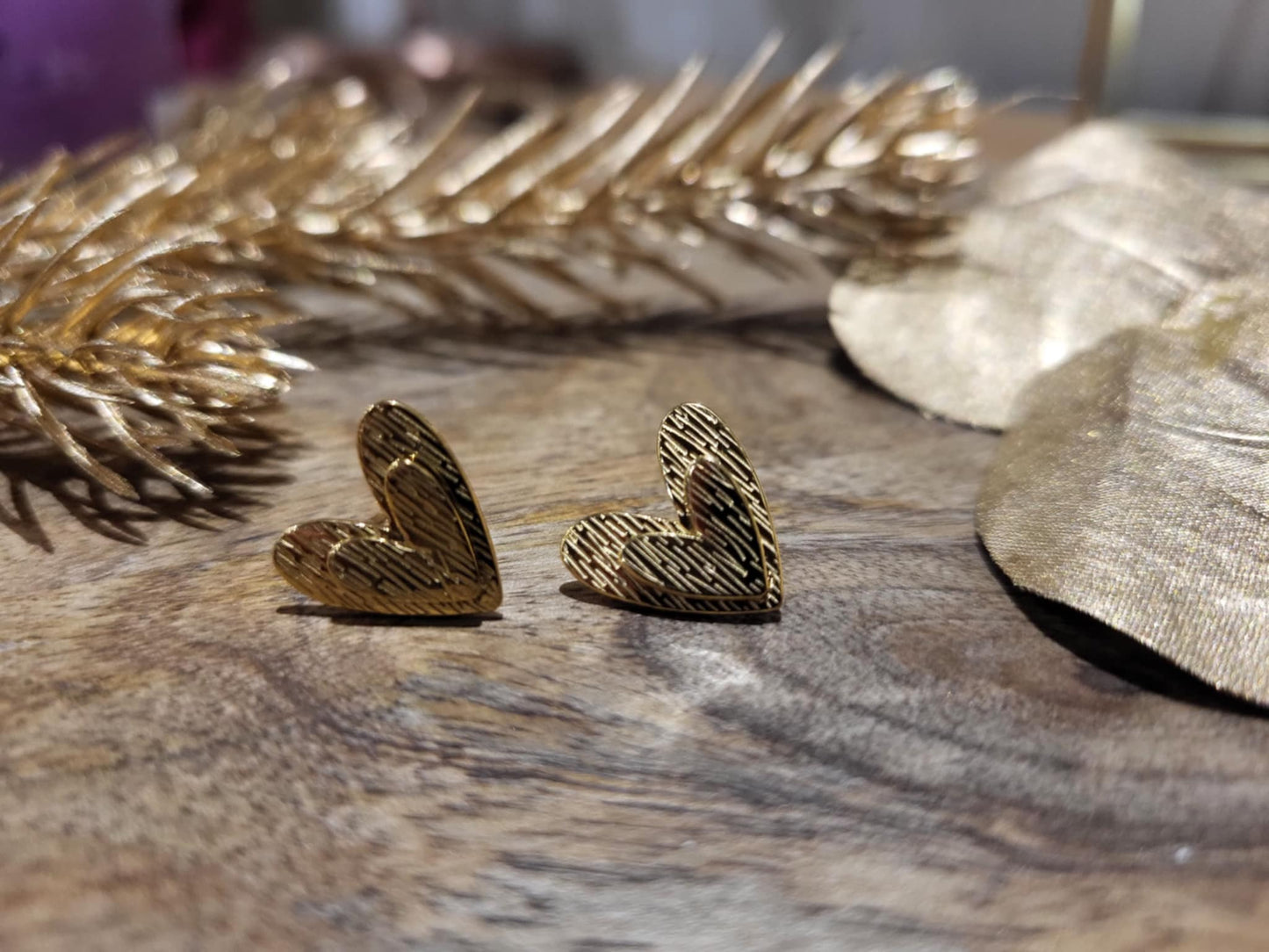 Boucles coeurs dorés